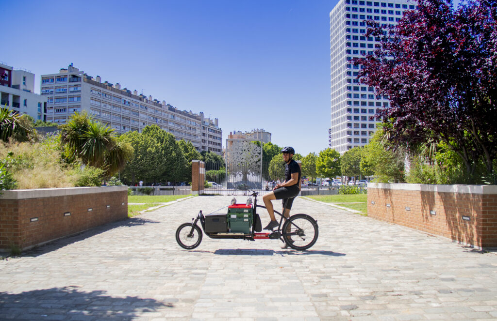 Un vélo cargo pour externaliser ses livraisons sur le dernier kilomètre